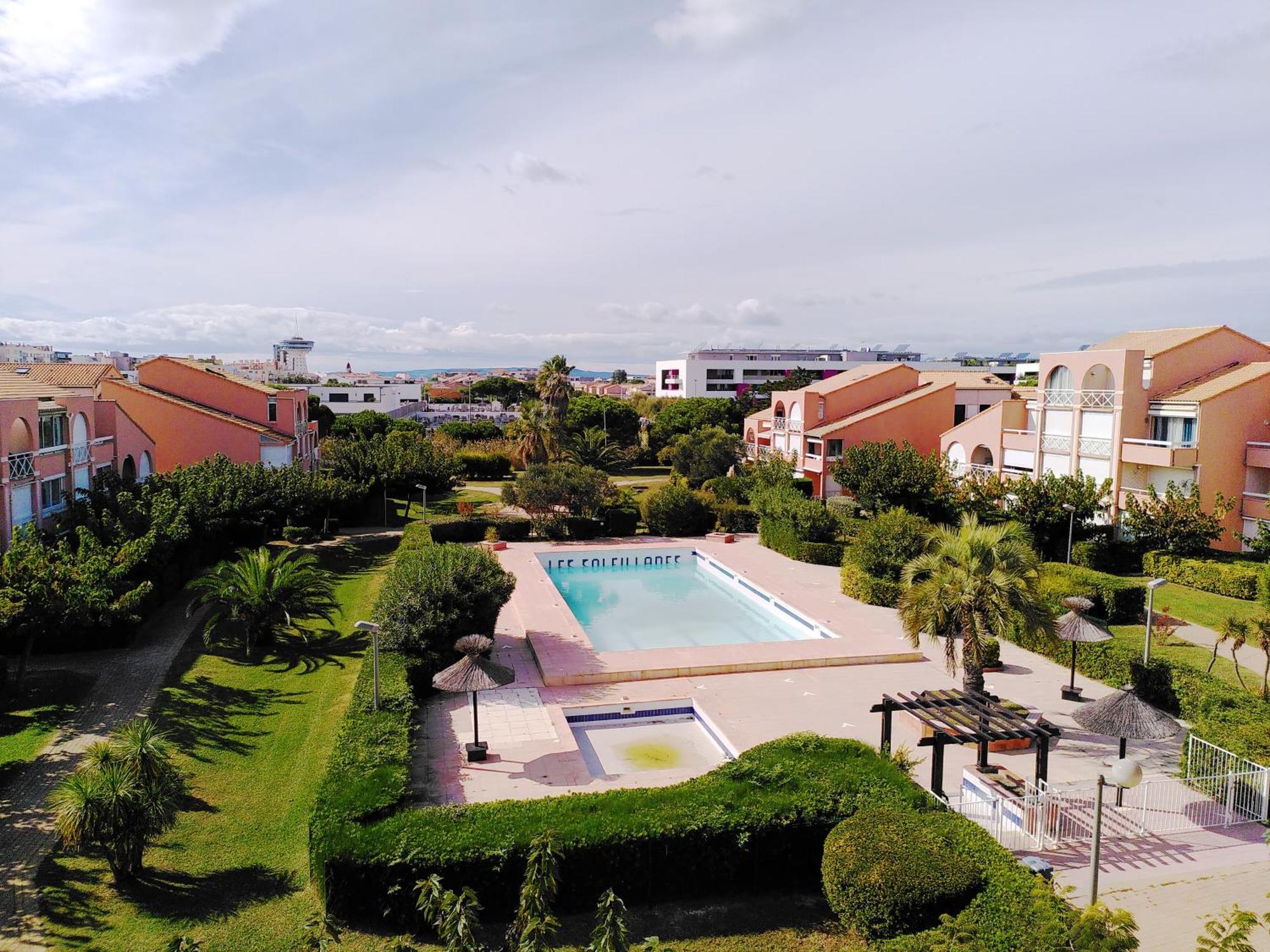 Nid douillet F2, jardin, piscine, parking, plage 200 m Palavas Extérieur photo